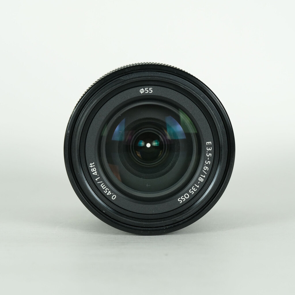 SONY E 18-135mm F3.5-5.6 OSS SEL18135の出品 | ONE SCENE（ワンシーン）