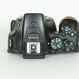 Nikon D5600