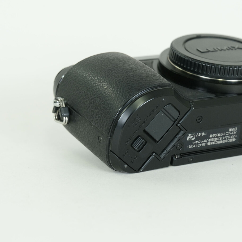Panasonic LUMIX DMC-GX7-K ボディ ブラック