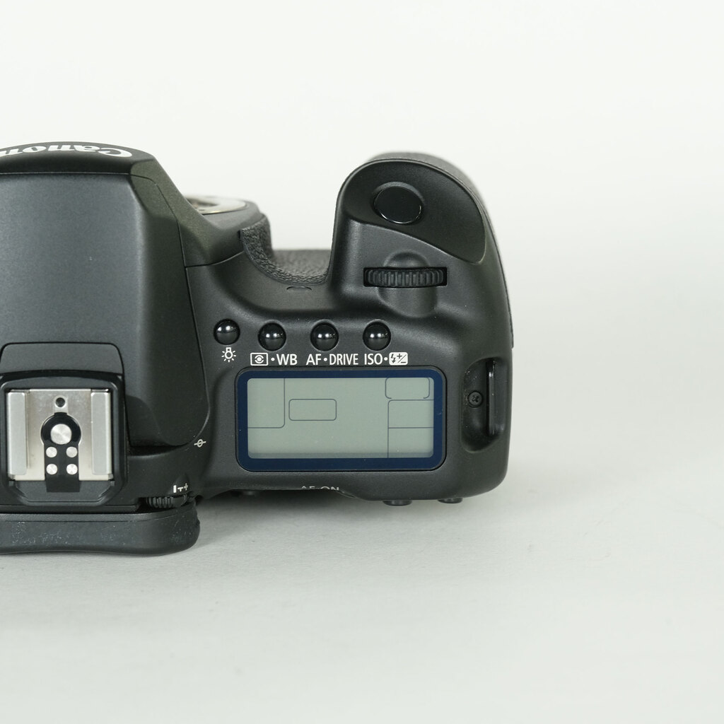 ■美品■ Canon EOS 40D ボディ 《 S数17840回 動作光学良好 □美品□ Canon EOS 40D ボディ 《 S数17840回 動作光学良好 Canon EOS