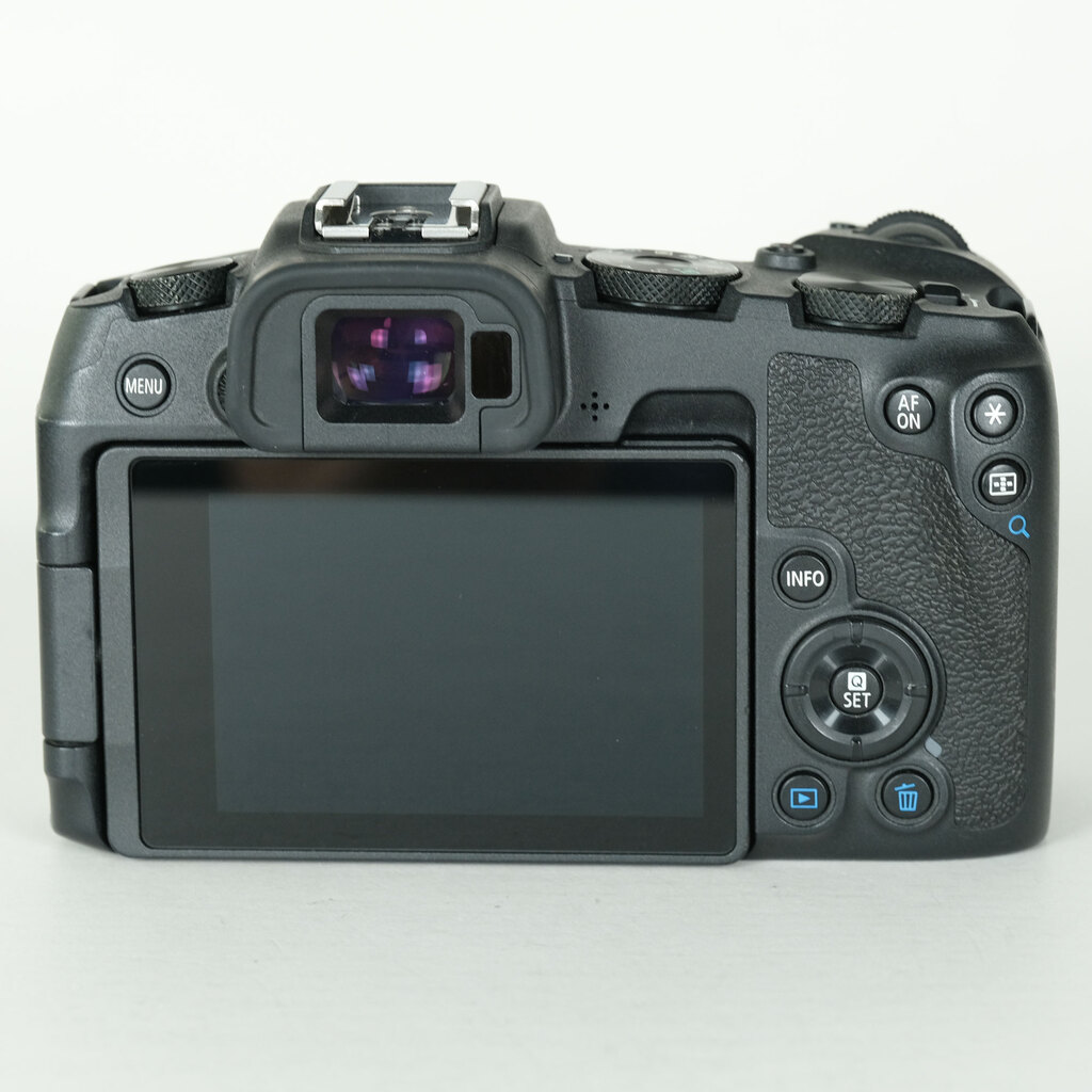Canon EOS RP [�{�f�B]