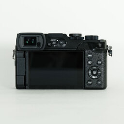 Panasonic LUMIX DMC-GX8 ボディ ブラック