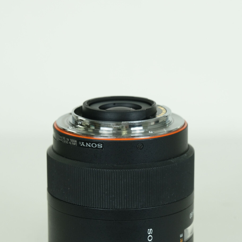 SONY Vario-Sonnar T＊ DT 16-80mm F3.5-4.5 ZA SAL1680Z