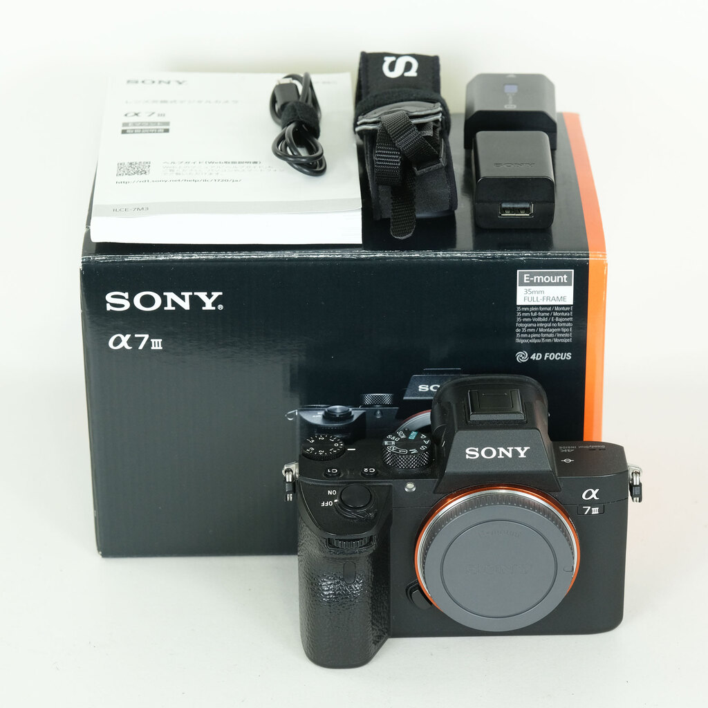 SONY α7 III(ILCE-7M3) SONY α7 III(ILCE-7M3)