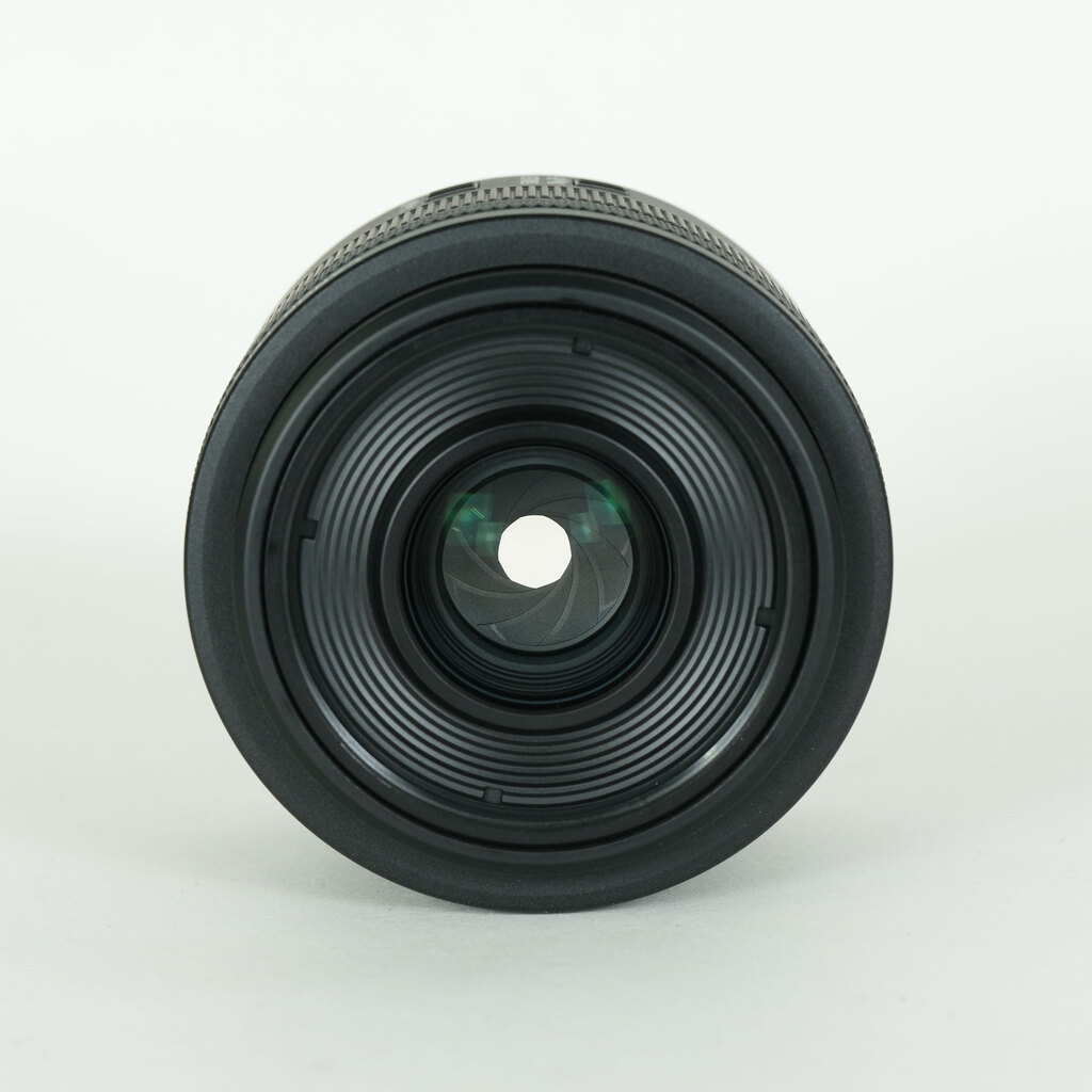 Canon RF35mm F1.8 MACRO IS STM