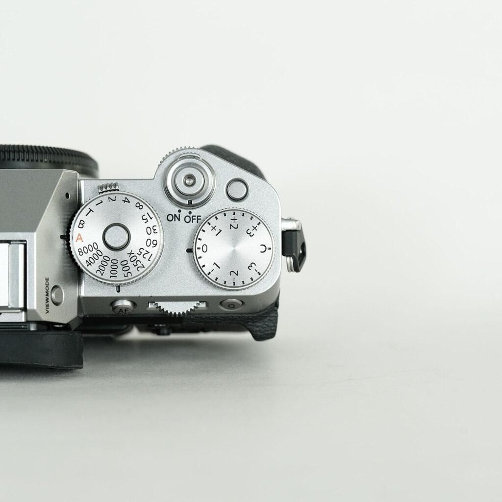 FUJIFILM X-T5 FUJIFILM X-T5