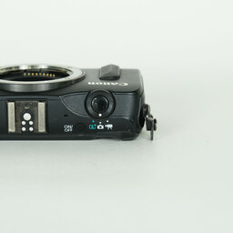 Canon EOS M ボディ ブラック Canon EOS M ボディ ブラック