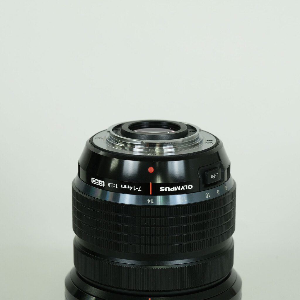 OLYMPUS M.ZUIKO DIGITAL ED 7-14mm F2.8 PRO