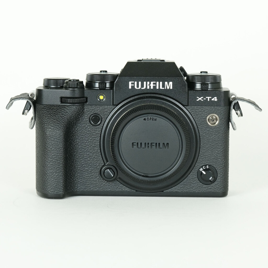 FUJIFILM X-T4