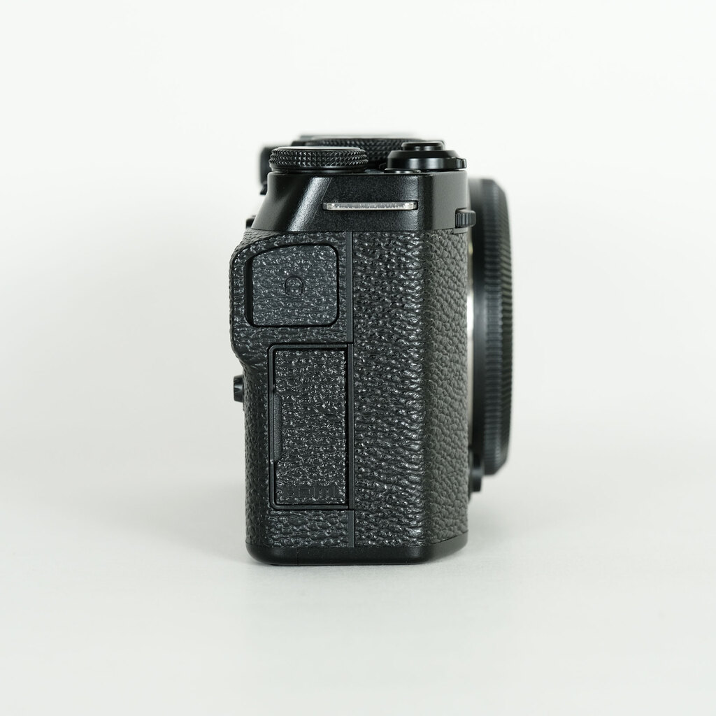 FUJIFILM X-M5 FUJIFILM X-M5