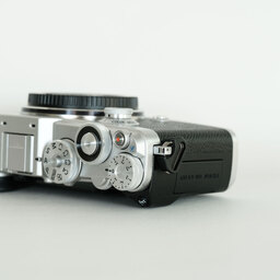OLYMPUS PEN-F