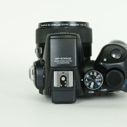 OLYMPUS CAMEDIA SP-570UZ