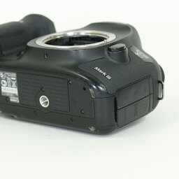 Canon EOS 5D Mark III
