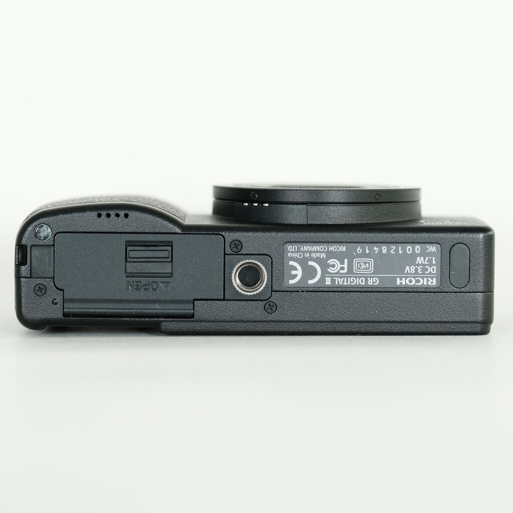 RICOH GR DIGITAL III