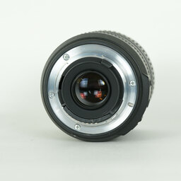 Nikon AF-S DX NIKKOR 16-85mm F3.5-5.6G ED VR Nikon AF-S DX NIKKOR 16-85mm F3.5-5.6G ED VR