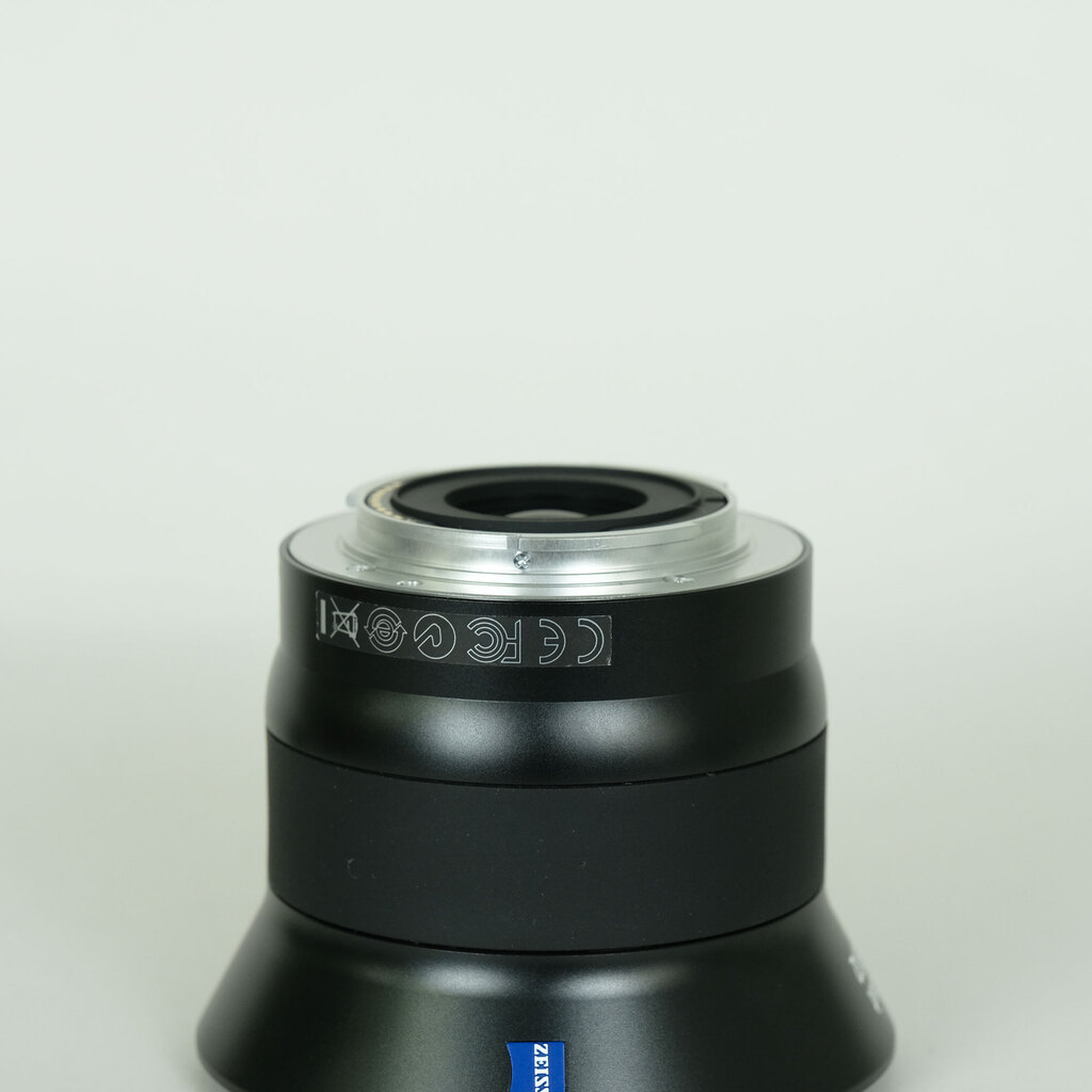 Carl Zeiss Touit 2.8/12 [ソニーE用]