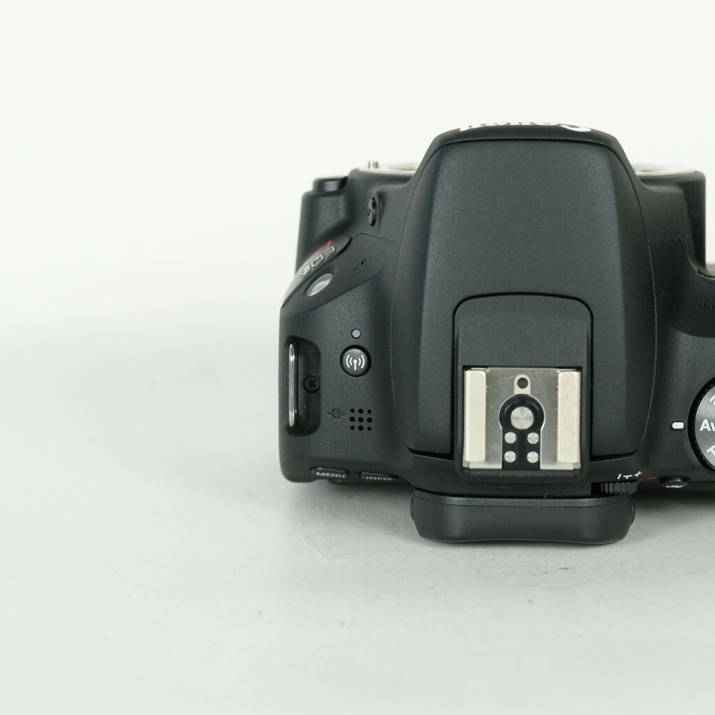Canon EOS Kiss X9の出品 | ONE SCENE（ワンシーン）