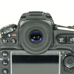 Nikon D810