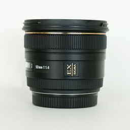 SIGMA 50mm F1.4 EX DG HSM (キヤノンEF用) SIGMA 50mm F1.4 EX DG HSM (キヤノンEF用)