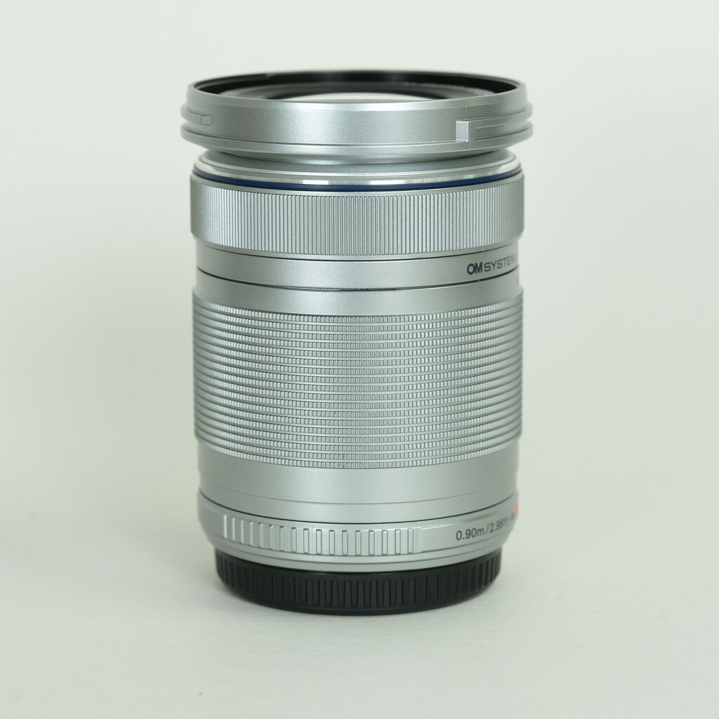 OM SYSTEM M.ZUIKO DIGITAL ED 40-150mm F4.0-5.6 R シルバー
