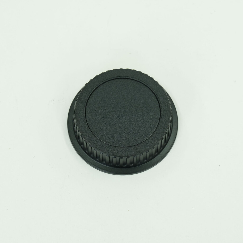 Canon EF-S18-135mm F3.5-5.6 IS STM Canon EF-S18-135mm F3.5-5.6 IS STM
