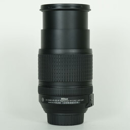Nikon AF-S DX NIKKOR 18-140mm F3.5-5.6G ED VR Nikon AF-S DX NIKKOR 18-140mm F3.5-5.6G ED VR