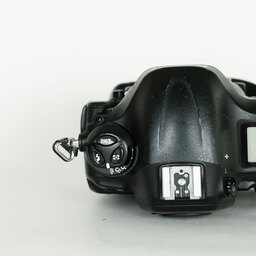 Nikon D4S