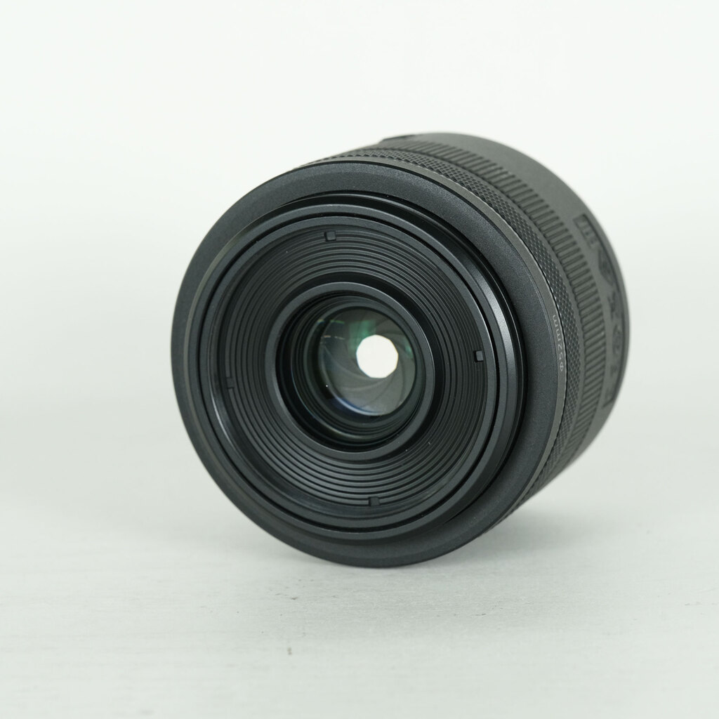 Canon RF35mm F1.8 MACRO IS STMの出品 | ONE SCENE（ワンシーン）