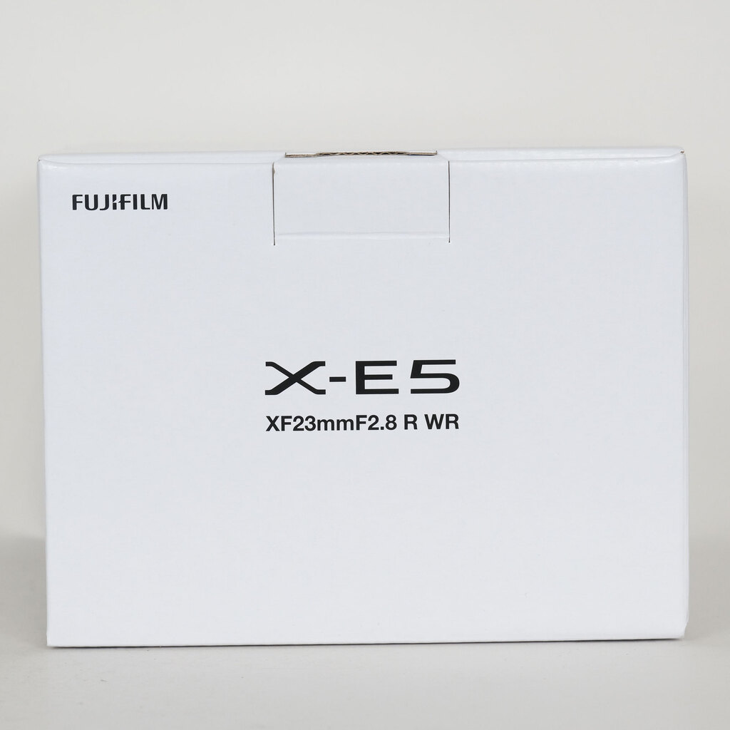 FUJIFILM X-E5