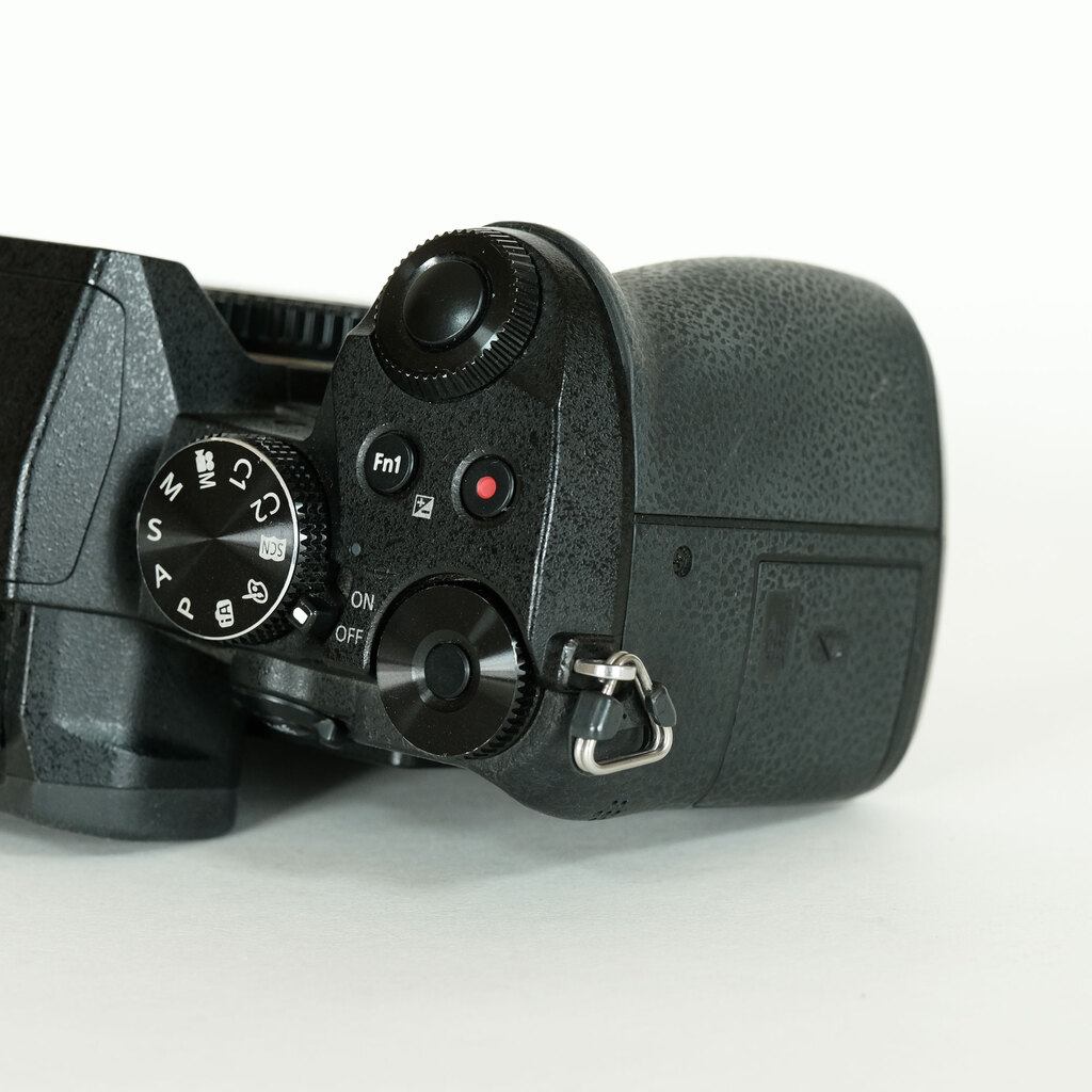 Panasonic LUMIX DMC-G8