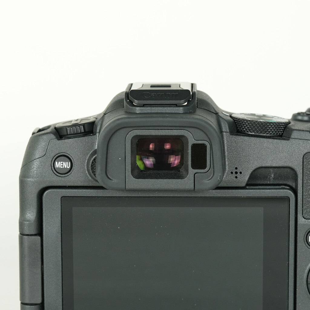 Canon EOS R8 Canon EOS R8