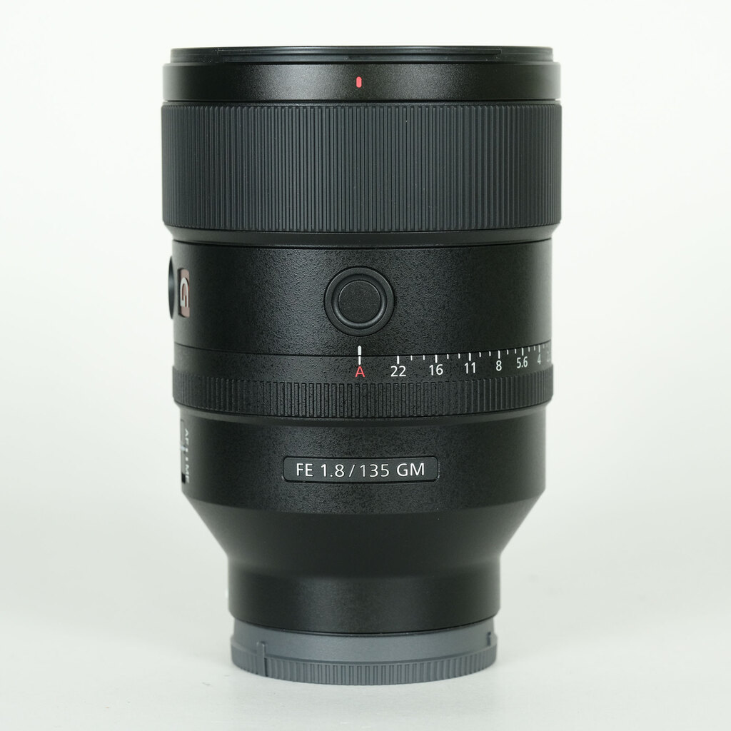 FE 135mm F1.8 GM SEL135F18GM 中古価格比較 - 価格.com