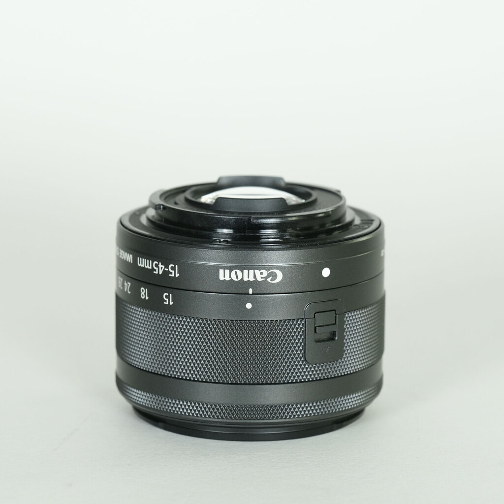 Canon EF-M15-45mm F3.5-6.3 IS STM