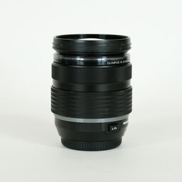 OLYMPUS M.ZUIKO DIGITAL ED 12-40mm F2.8 PRO