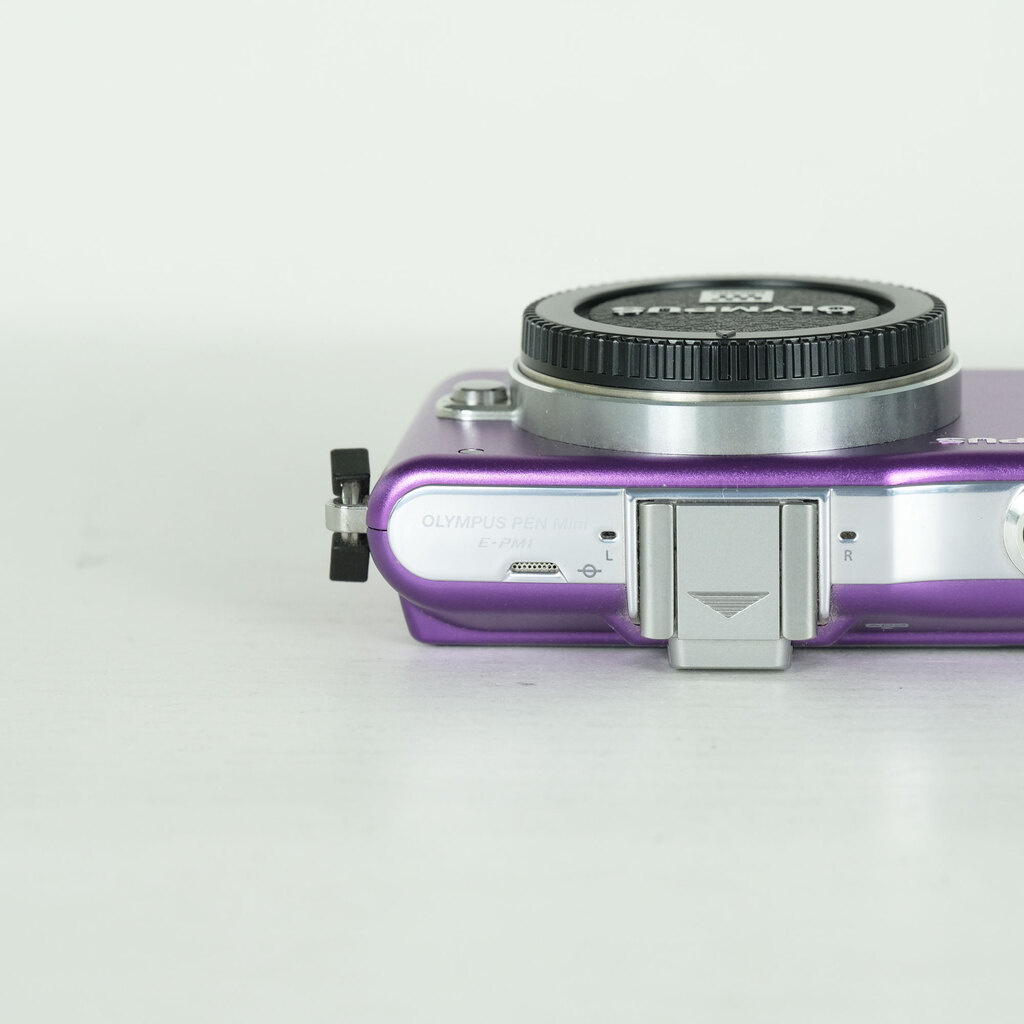 OLYMPUS PEN mini E-PM1 ボディ パープルの出品 | ONE SCENE（ワンシーン）