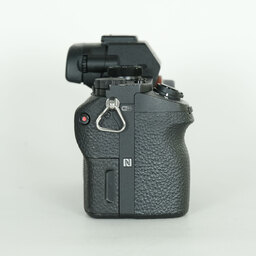 SONY α7 II（ILCE-7M2）