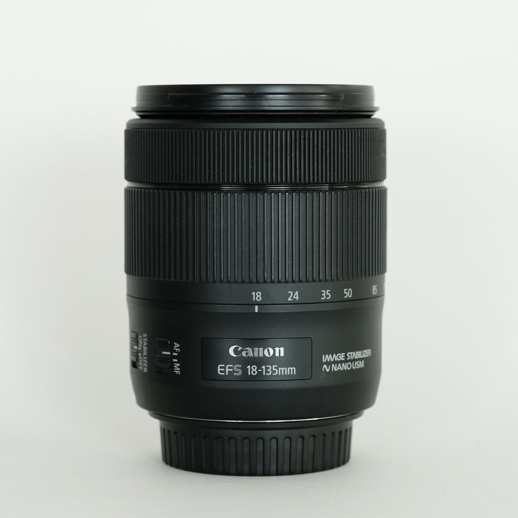 Canon EOS 80D EF-S18-135 IS USM レンズキット