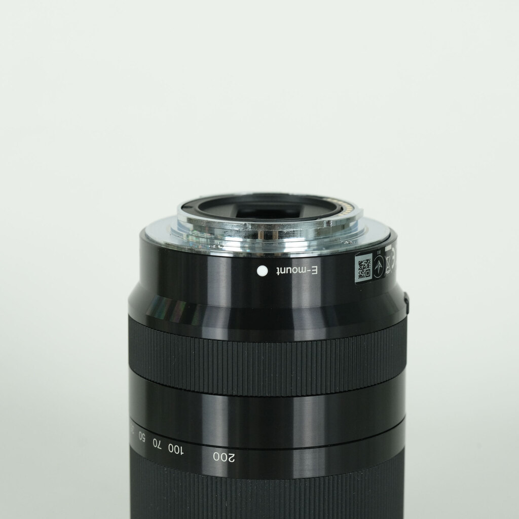 SONY E18-200mm F3.5-6.3 OSS LE SEL18200LE SONY E18-200mm F3.5-6.3 OSS LE SEL18200LE