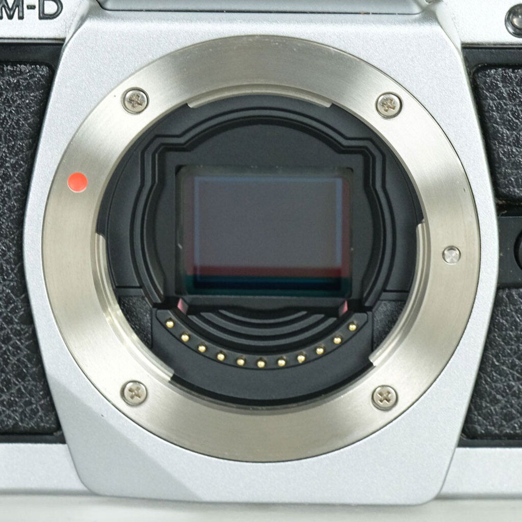 OLYMPUS OM-D E-M5 ボディ シルバー