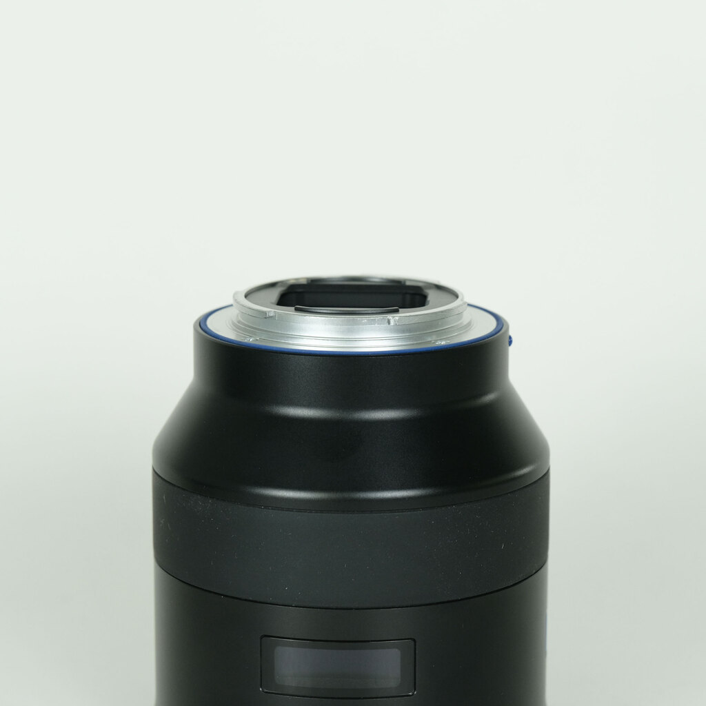 Carl Zeiss Batis 2/40 CF [ソニーE用]の出品 | ONE SCENE（ワンシーン）