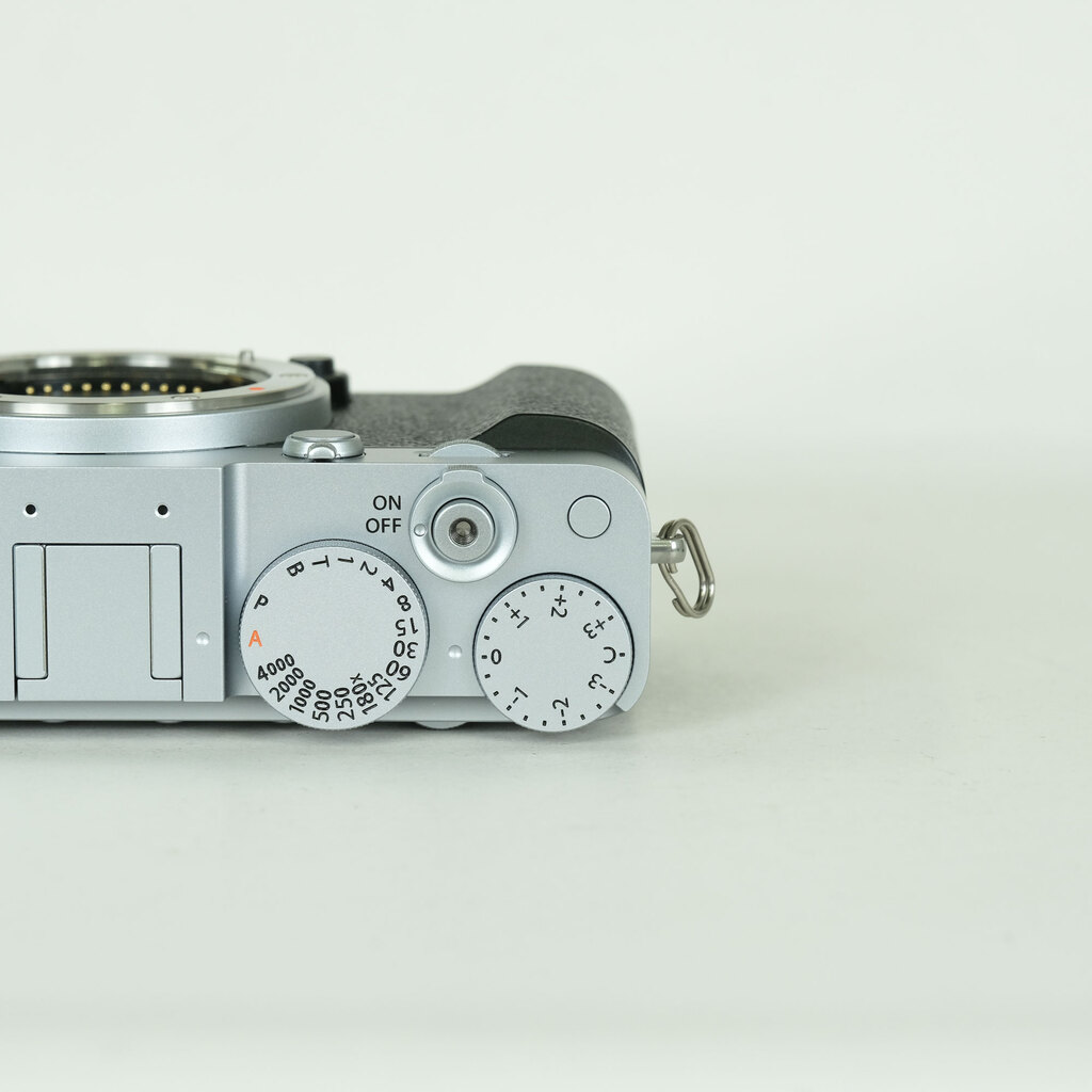 FUJIFILM X-E5