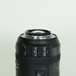 Nikon AF-S DX NIKKOR 18-200mm F3.5-5.6G ED VR II