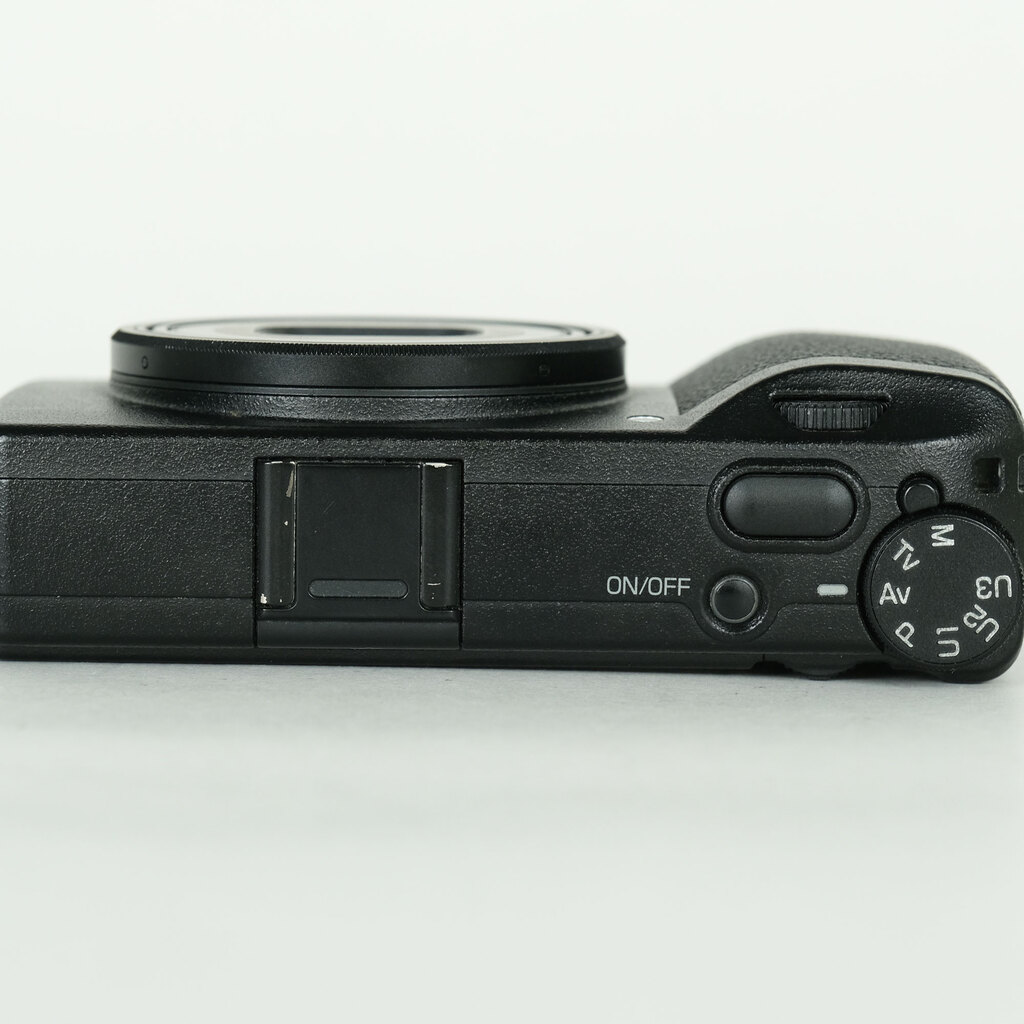 RICOH GR III