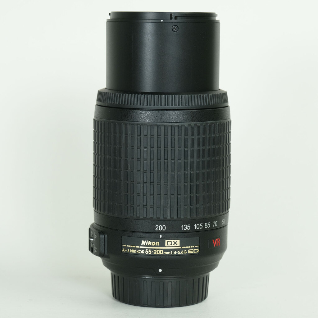 Nikon AF-S DX VR Zoom-Nikkor 55-200mm F4-5.6G IF-ED