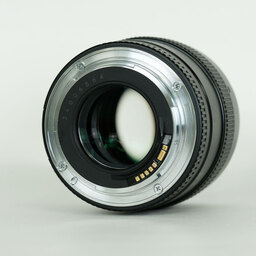 Canon EF100mm F2 USM Canon EF100mm F2 USM