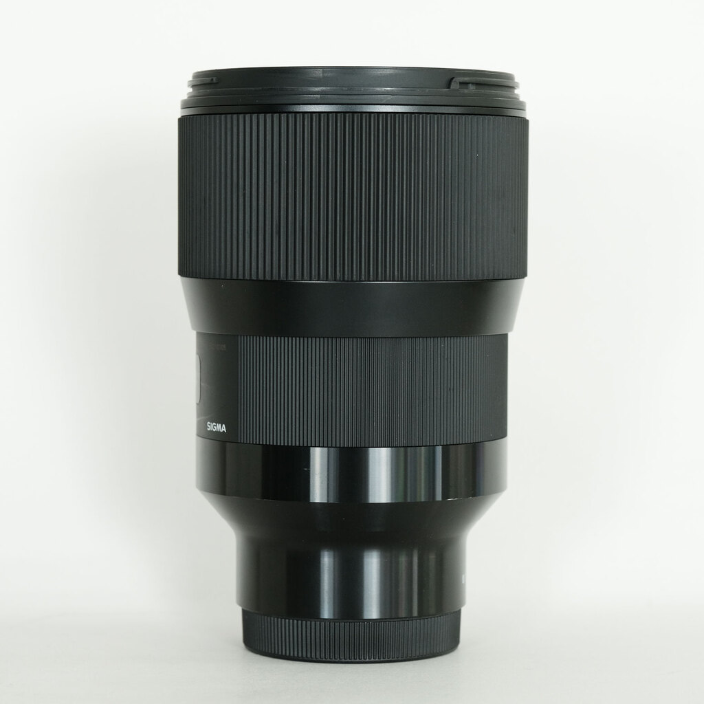 SIGMA Art 135mm F1.8 DG HSM (ソニーE用) SIGMA Art 135mm F1.8 DG HSM (ソニーE用)