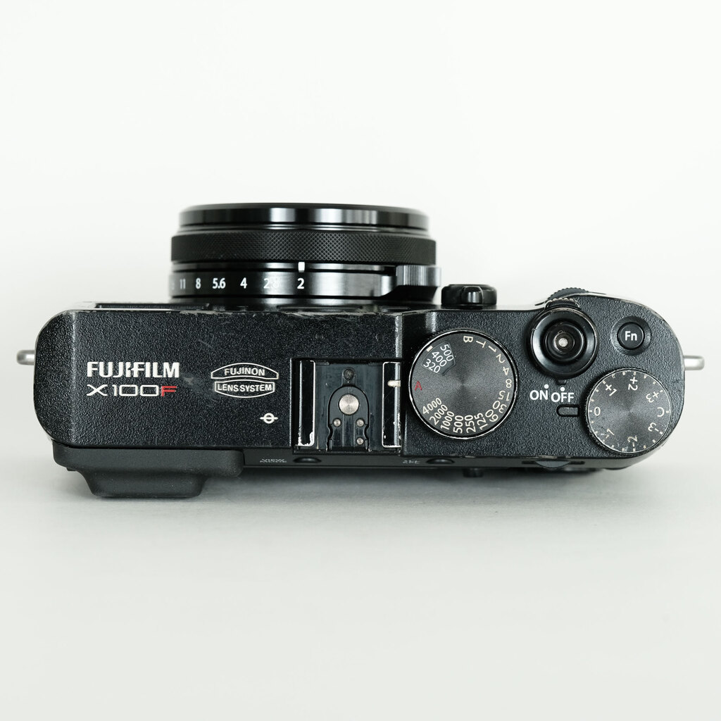 FUJIFILM X100F ブラック