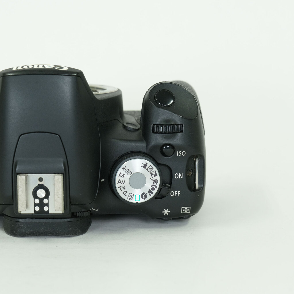 Canon EOS Kiss X3 ボディ