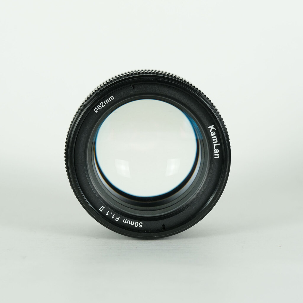 KAMLAN 50mm F1.1 II（フジフイルムX用）の出品 | ONE SCENE（ワンシーン）