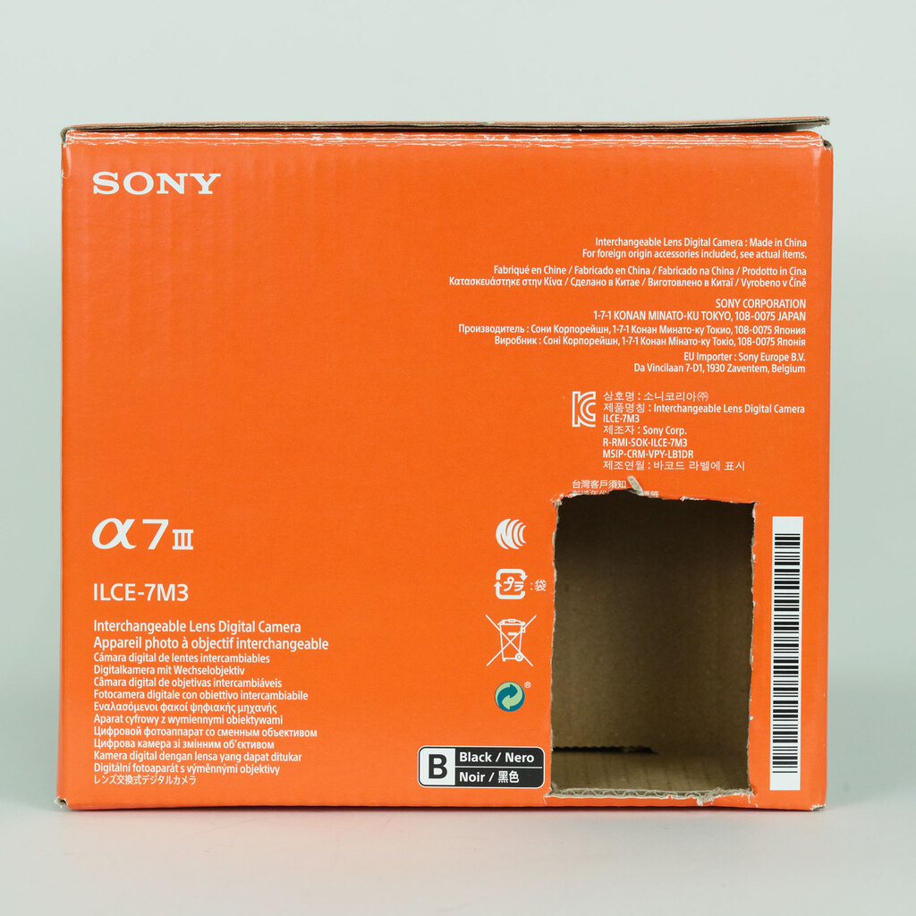 SONY α7 III(ILCE-7M3) SONY α7 III(ILCE-7M3)